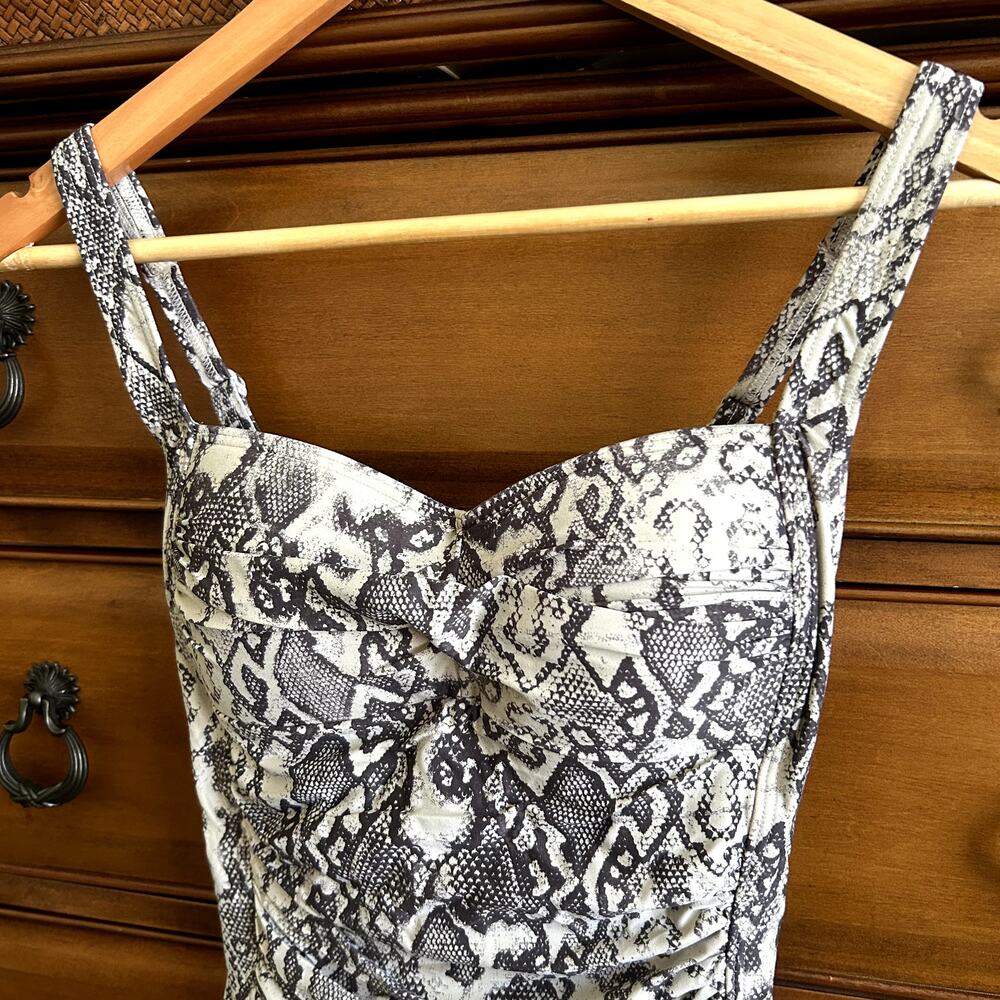 Nip Tuck Swim Snakeskin Tummy Control Shaping One… - image 6